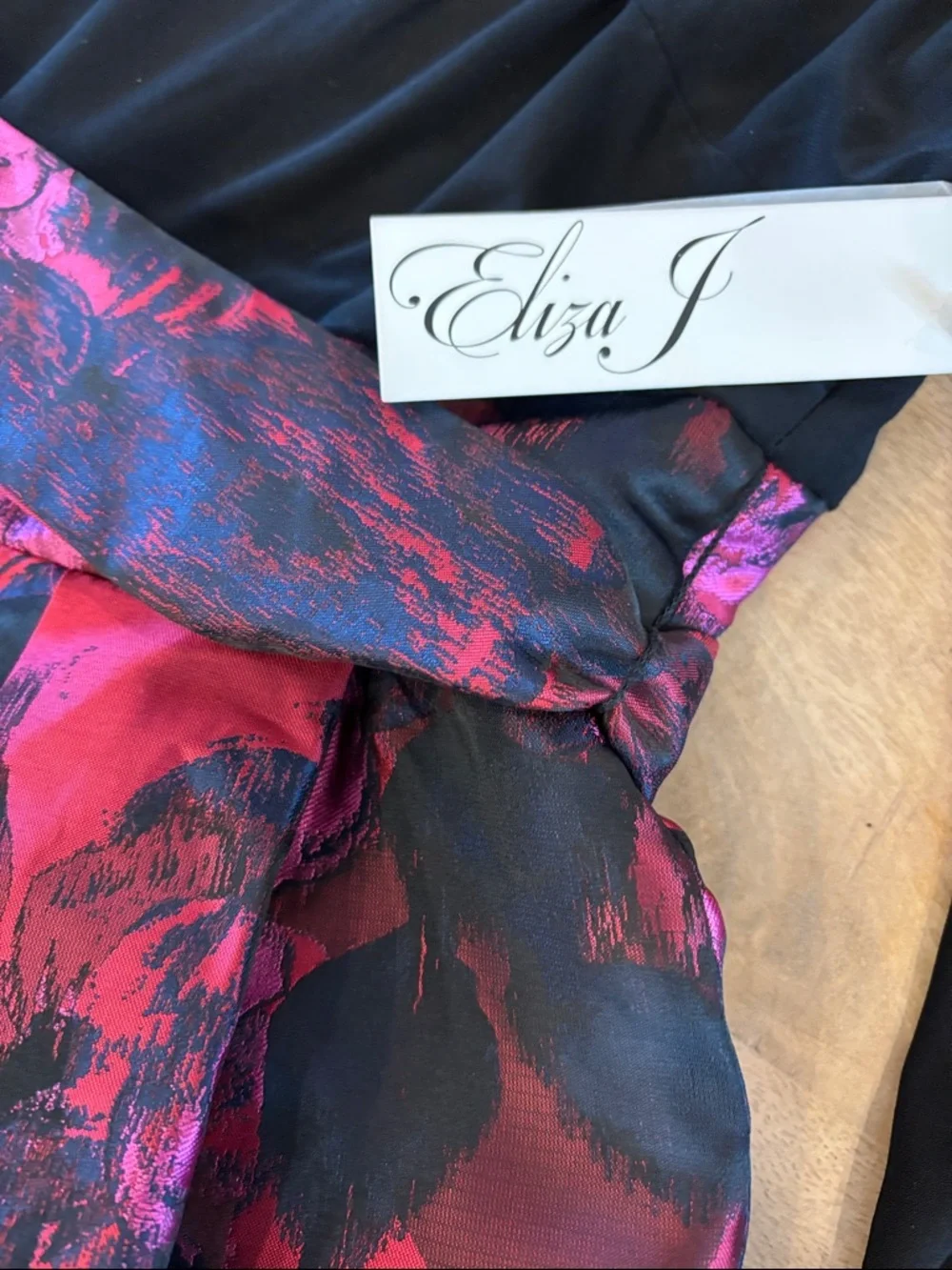 Eliza J Long-Sleeve Cocktail Dress Floral Skirt Bow in Back Size 10 NWT Modest - Picture 2 of 5
